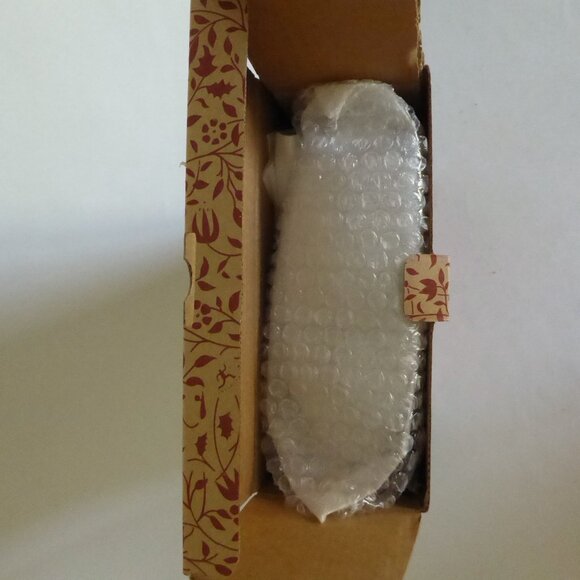 NEW IN BOX VINTAGE INFINITY BRAND 10.25" WOOD MANTEL QUARTZ CLOCK WITH PENDULUM - Picture 13 of 14